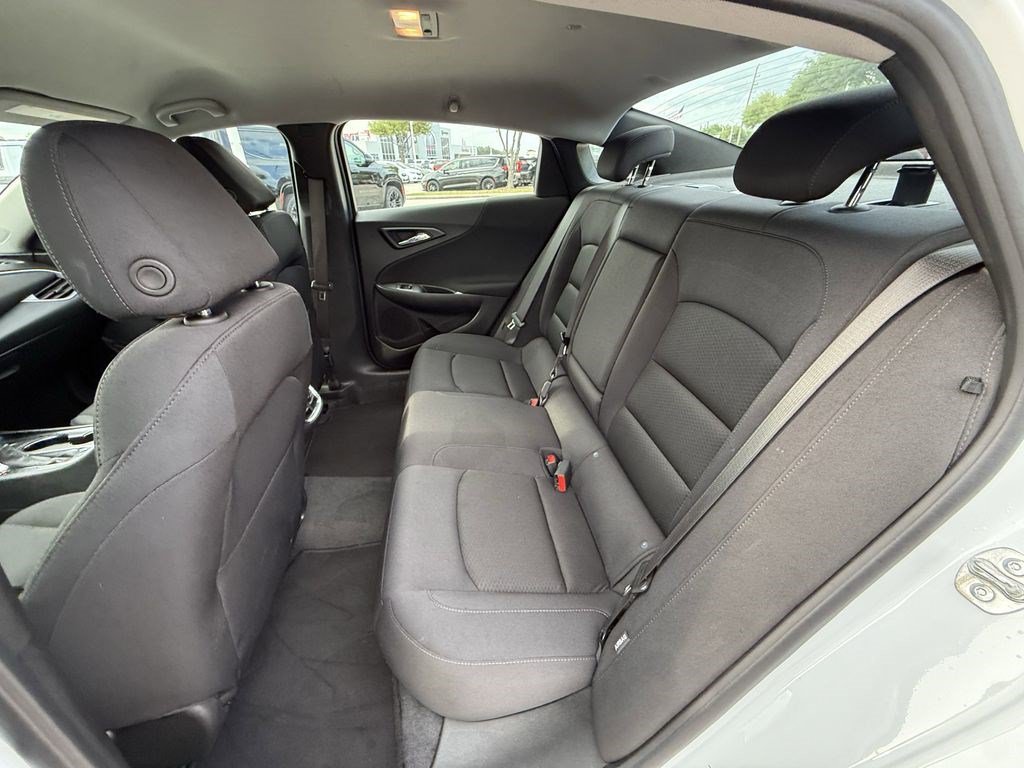 Used 2024 Chevrolet Malibu LT FWD image 29