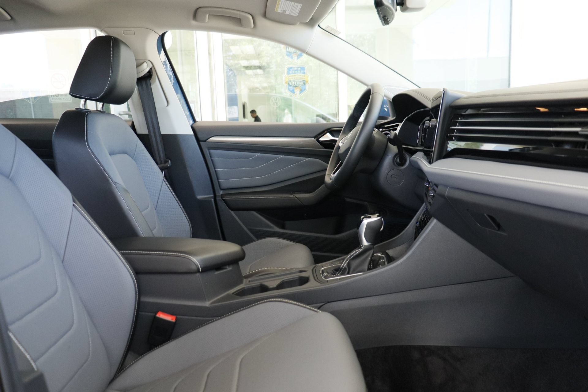 Certified 2026 Volkswagen Jetta SEL FWD image 21