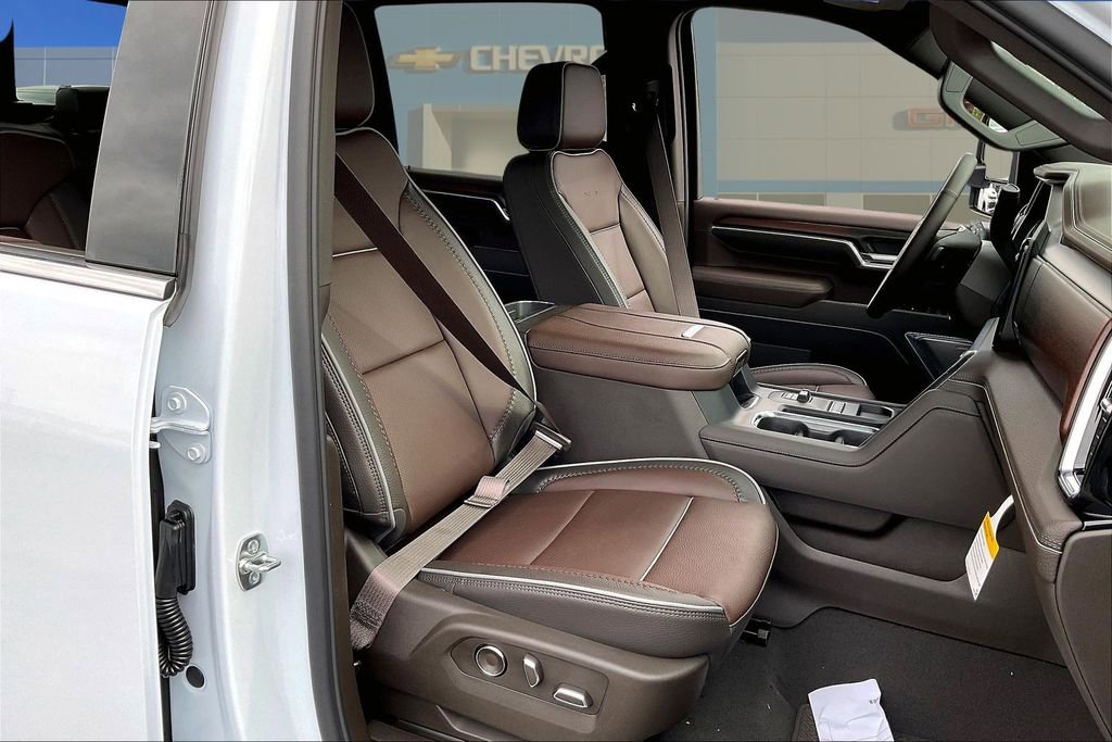 New 2026 GMC Sierra 2500 Denali w/ Denali Reserve Package AWD/4WD image 11