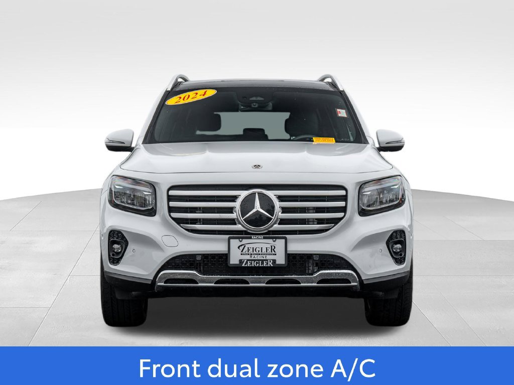 Used 2024 Mercedes-Benz GLB 250 4MATIC w/ Winter Heating Package image 2