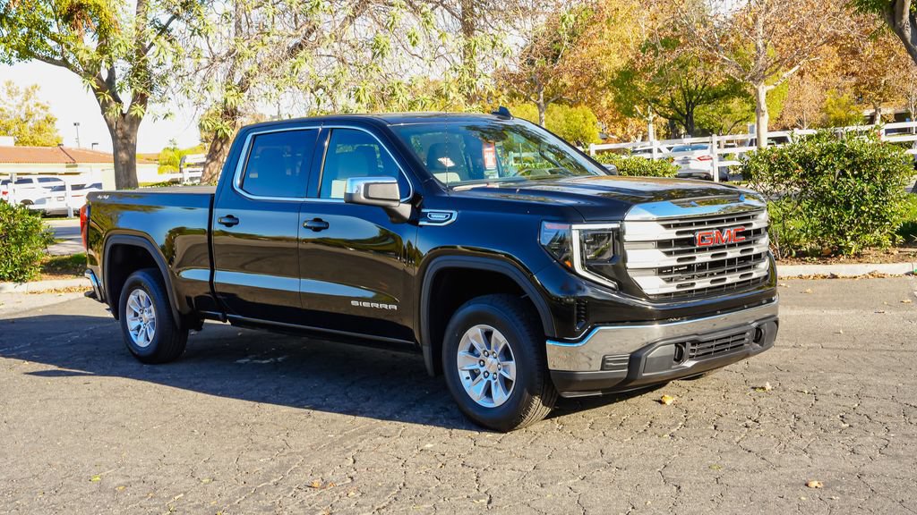 Used 2026 GMC Sierra 1500 SLE w/ Preferred Package AWD/4WD image 8