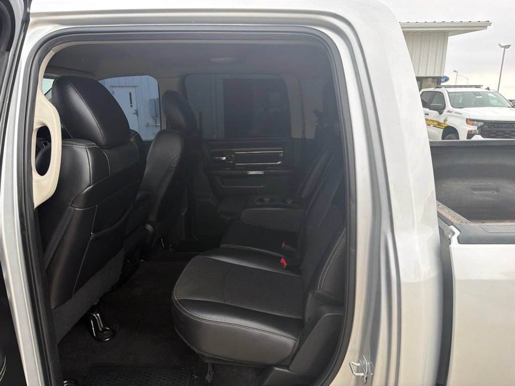 Used 2017 RAM 2500 Laramie AWD/4WD image 11