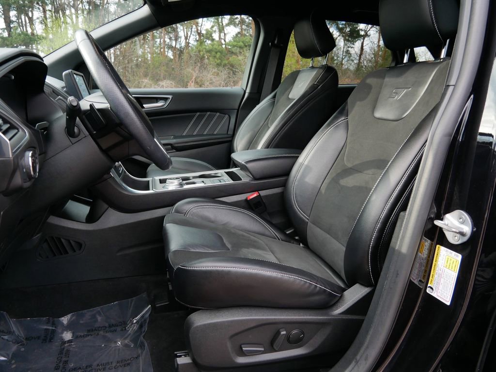 Certified 2023 Ford Edge ST image 14