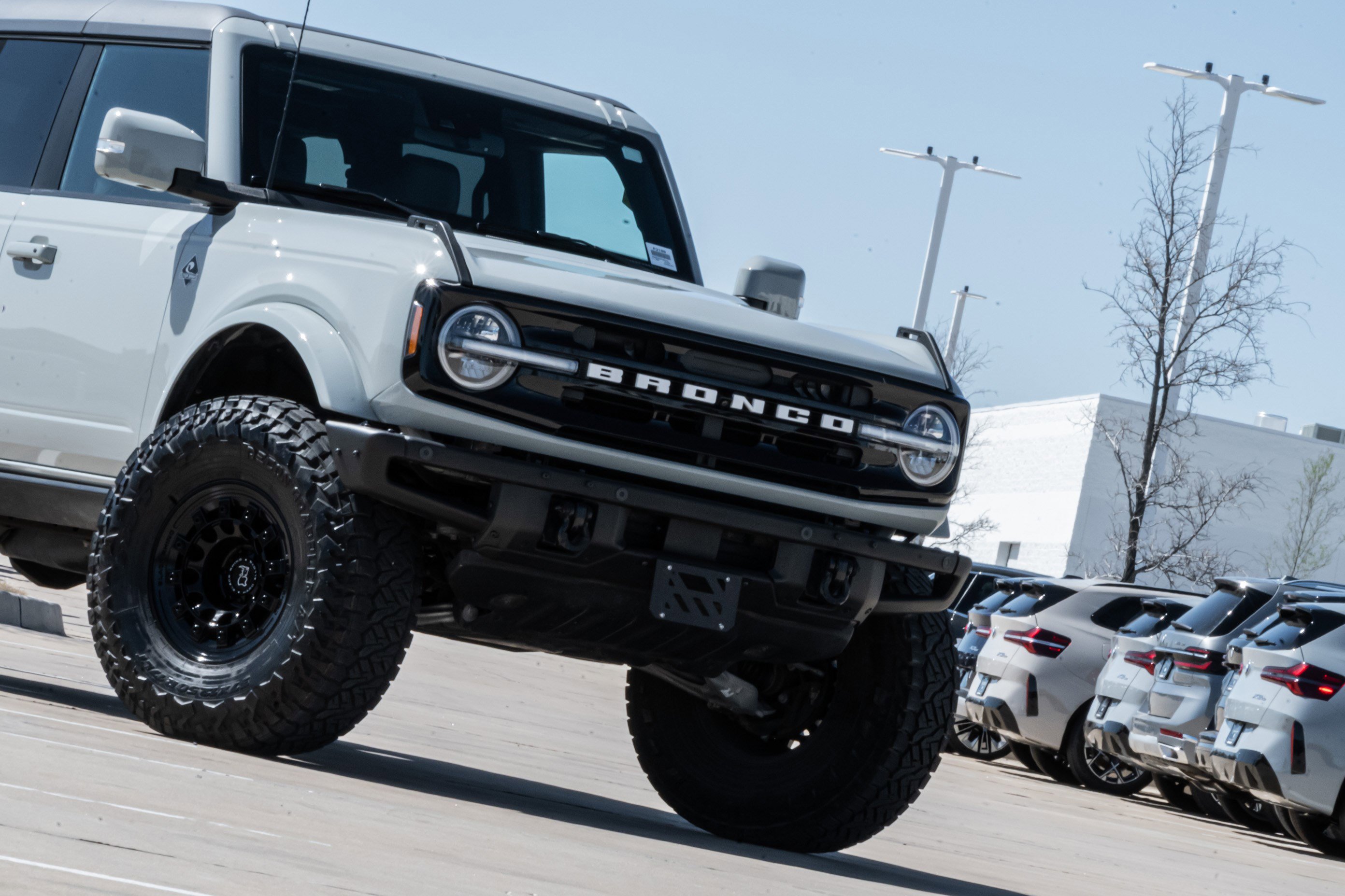 Used 2023 Ford Bronco Outer Banks AWD/4WD image 5