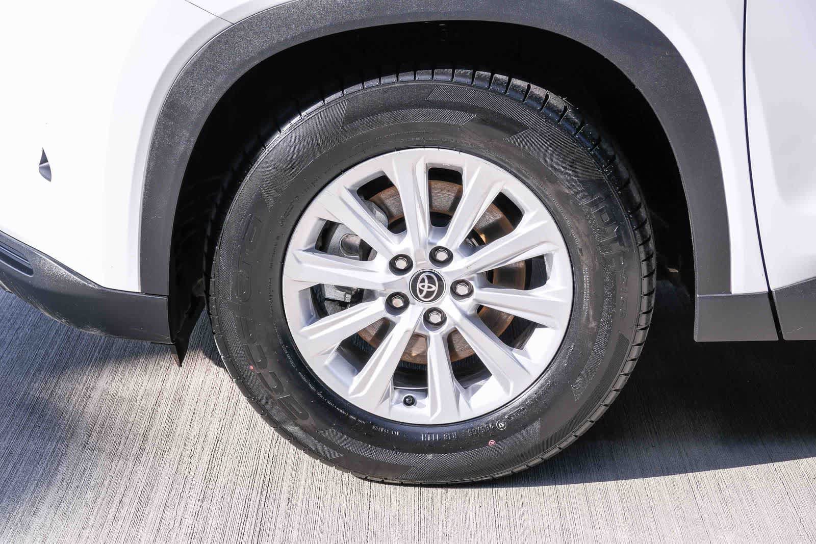 Certified 2025 Toyota Grand Highlander AWD image 10