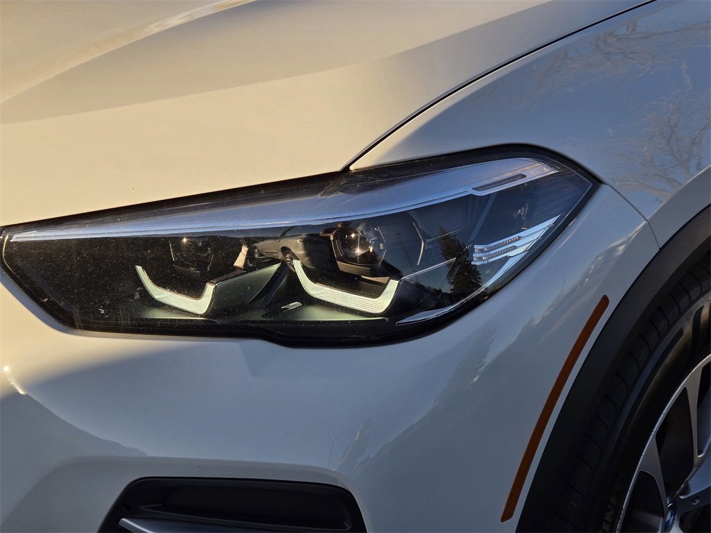 Used 2023 BMW X5 xDrive45e image 5