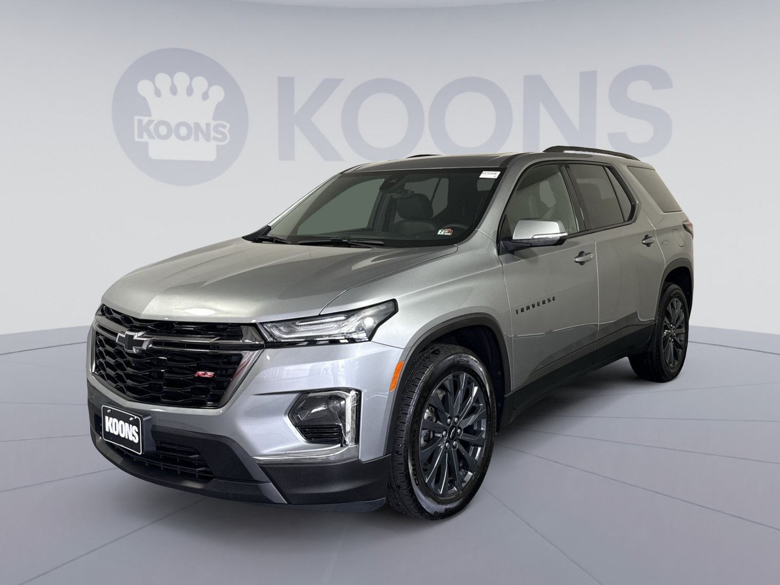 Used 2023 Chevrolet Traverse RS