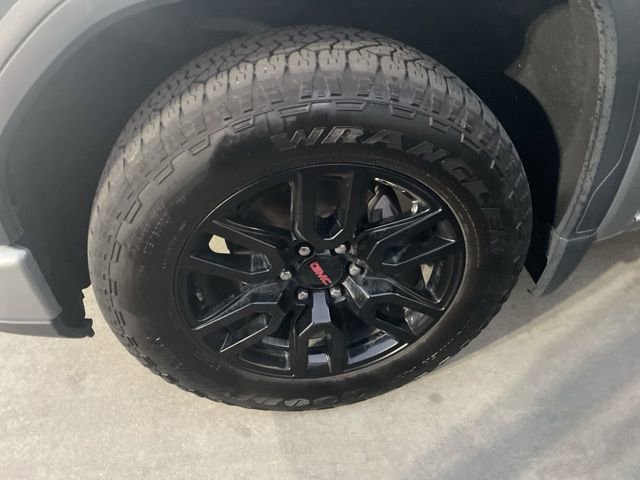 Used 2023 GMC Sierra 1500 Elevation image 5