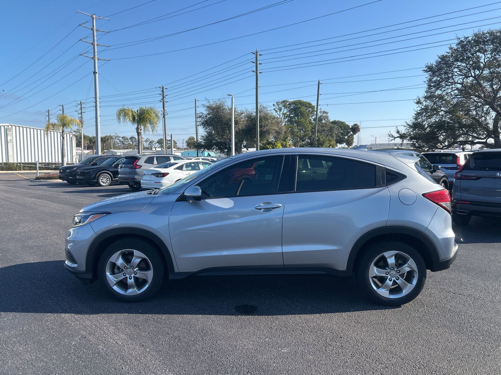 Used 2021 Honda HR-V LX image 4