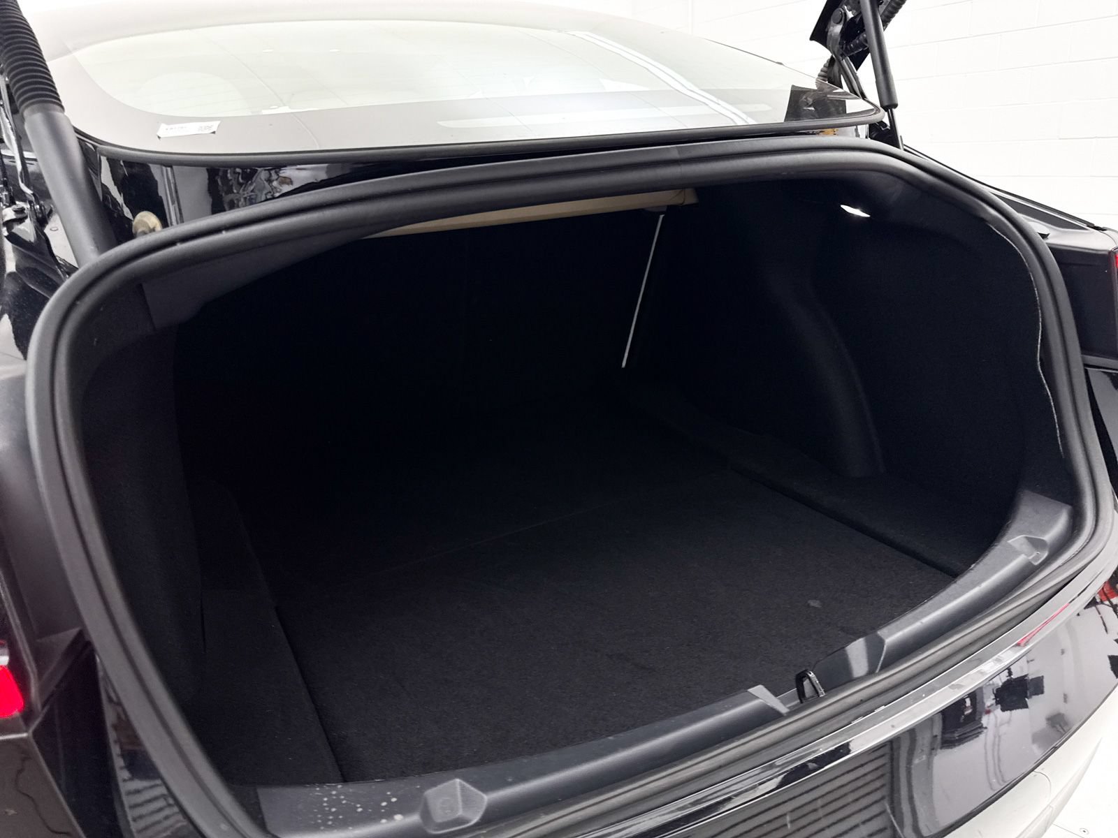 Used 2023 Tesla Model 3 Standard Range RWD image 33