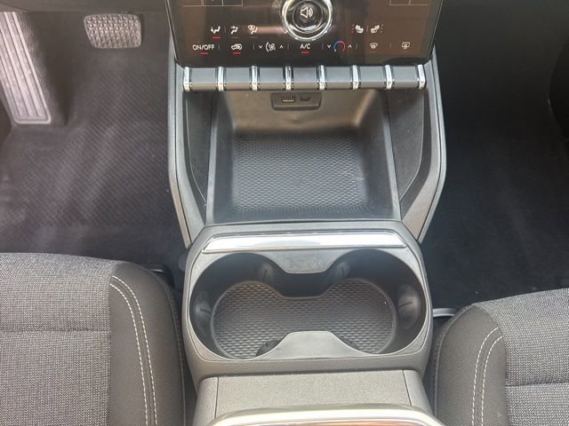 Used 2025 GMC Terrain Elevation AWD/4WD image 12