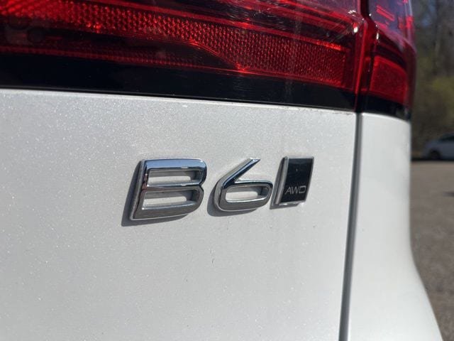 Certified 2025 Volvo V90 B6 Cross Country Ultra w/ Climate Package AWD/4WD image 38