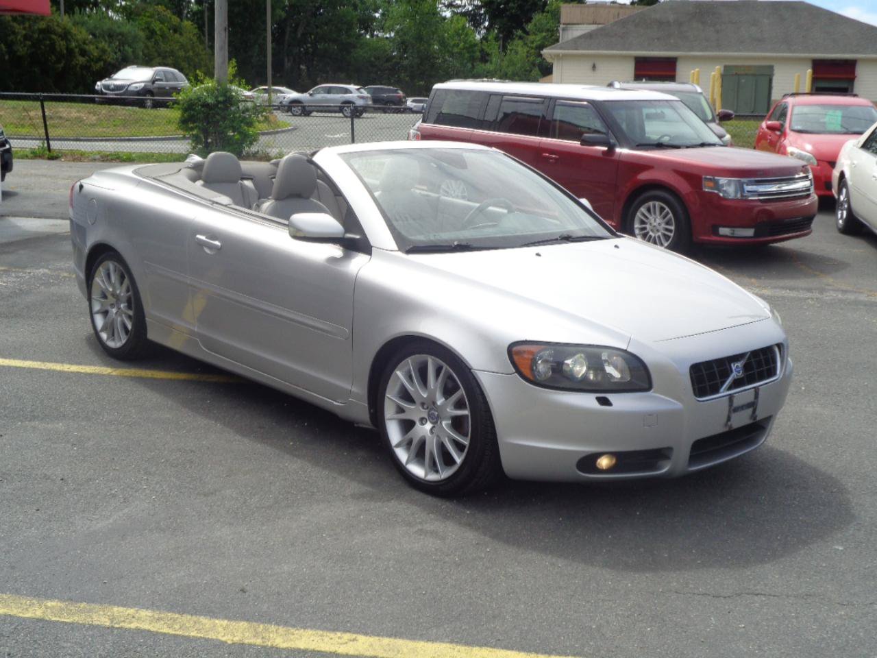 Used 2007 Volvo C70 T5 FWD image 3