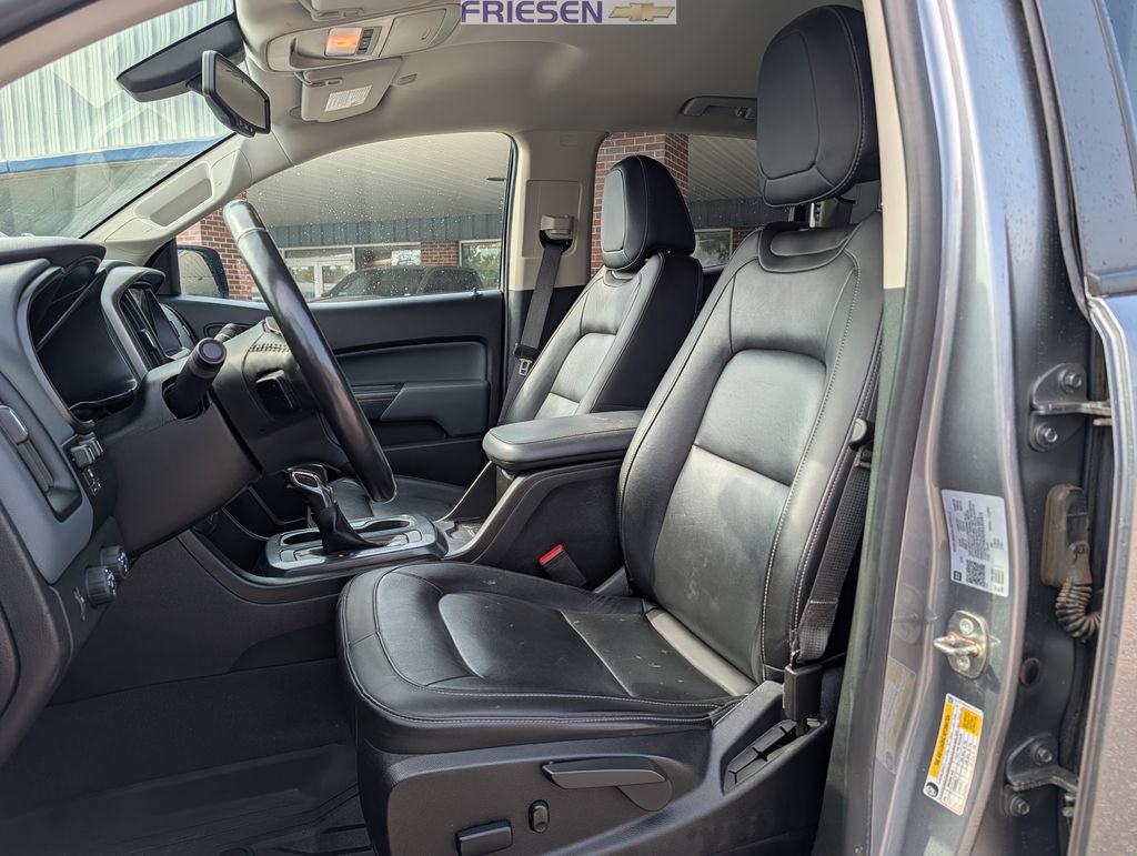 Used 2022 Chevrolet Colorado Z71 AWD/4WD image 11