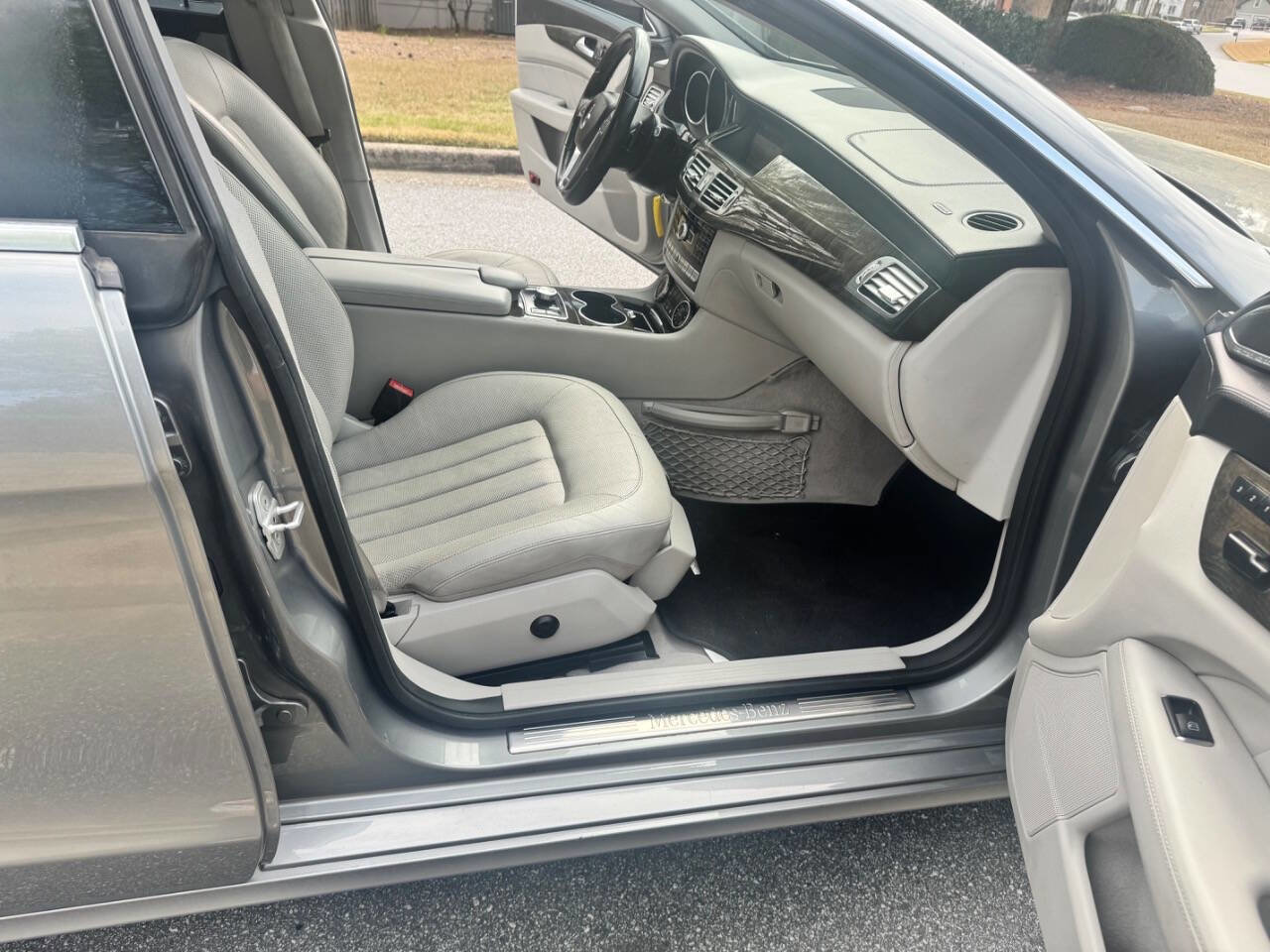 Used 2014 Mercedes-Benz CLS 550 w/ Premium 1 Package image 25