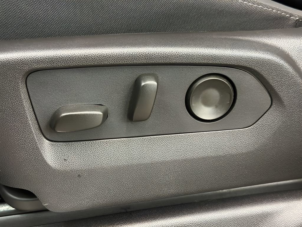 Certified 2024 Chevrolet Silverado 1500 LT Trail Boss w/ Convenience Package II image 21