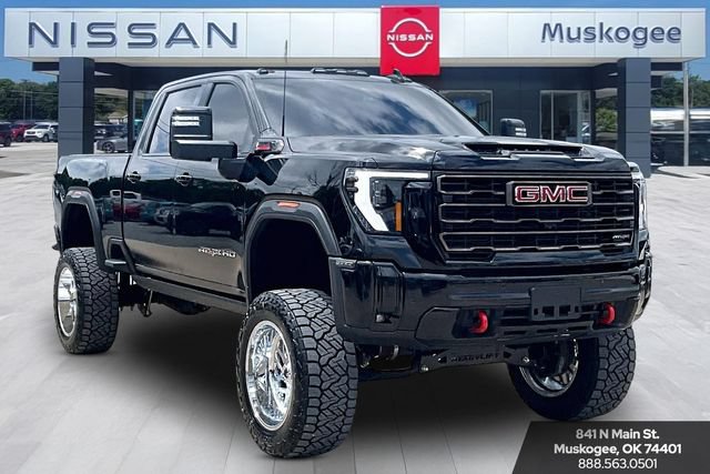 Used 2025 GMC Sierra 2500 AT4X