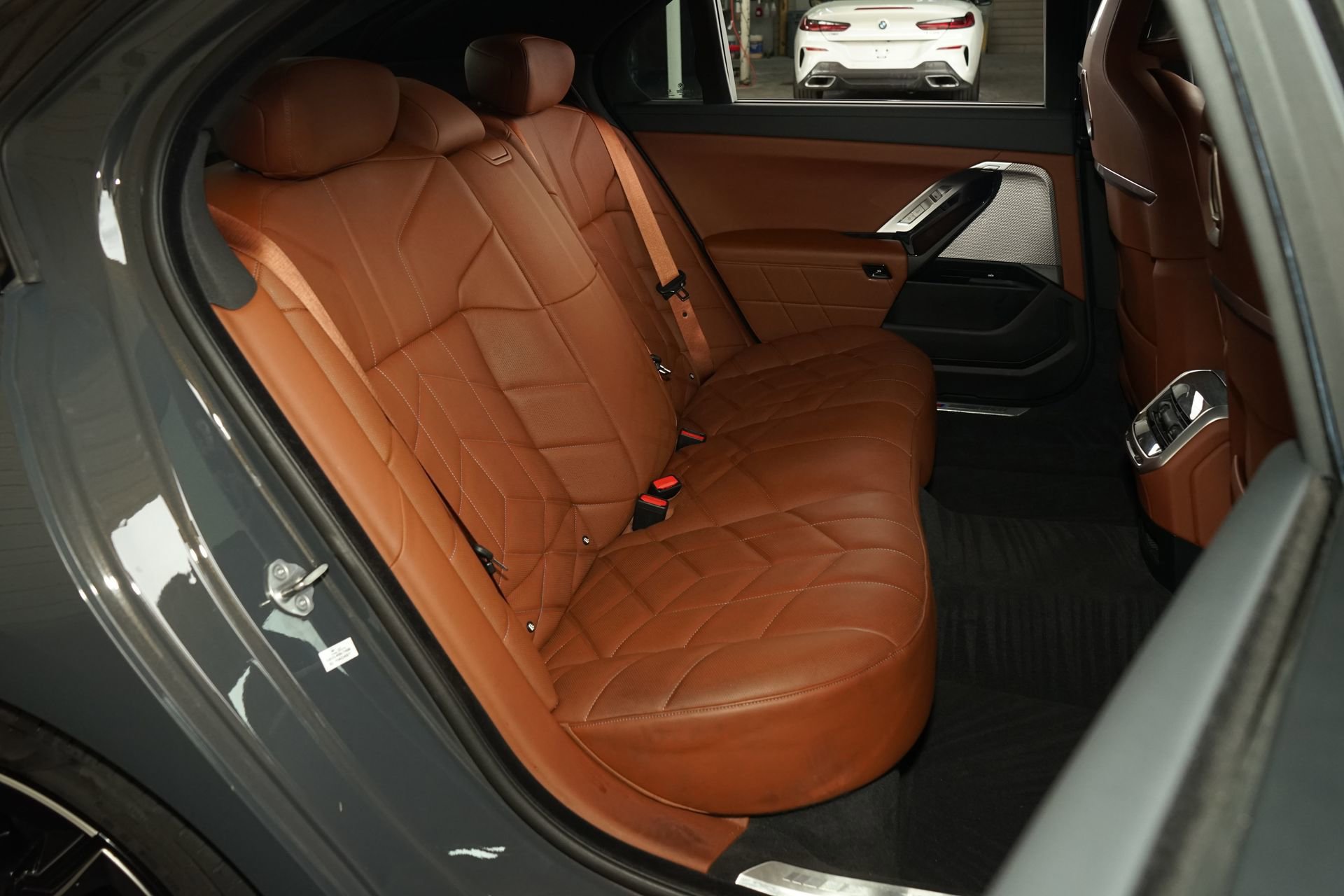 Used 2024 BMW 760i xDrive w/ Executive Package image 22