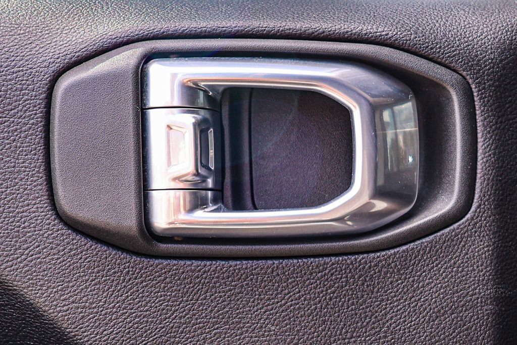 Used 2021 Jeep Wrangler Unlimited Sahara image 47