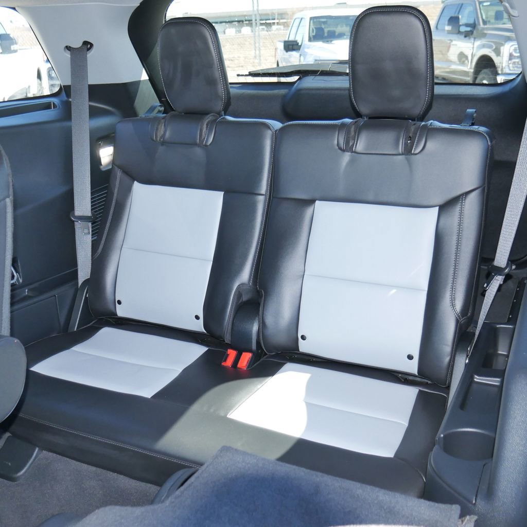 Used 2023 Ford Explorer XLT w/ Equipment Group 202A image 21