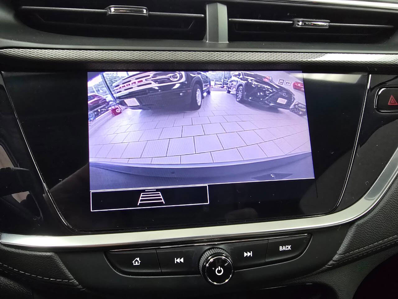 Used 2023 Buick Encore GX Select w/ Safety Package II image 31