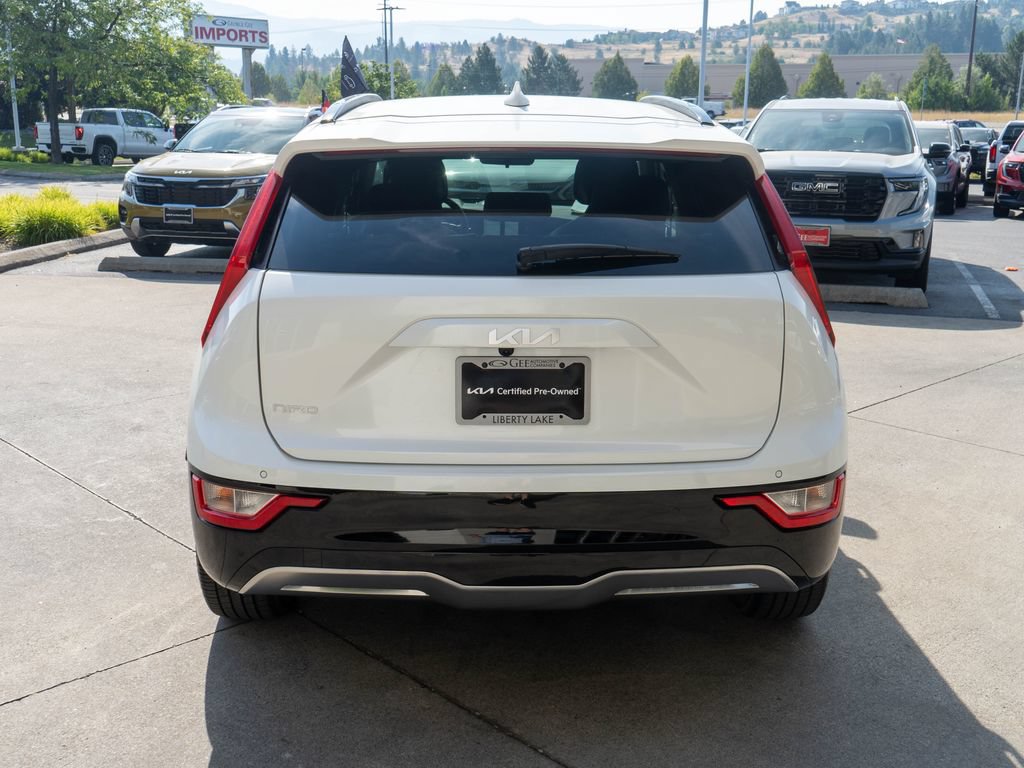 Certified 2023 Kia Niro Wind w/ Wind Preserve Package FWD image 6