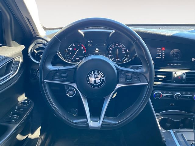 Used 2017 Alfa Romeo Giulia AWD w/ Sport Appearance Package image 12