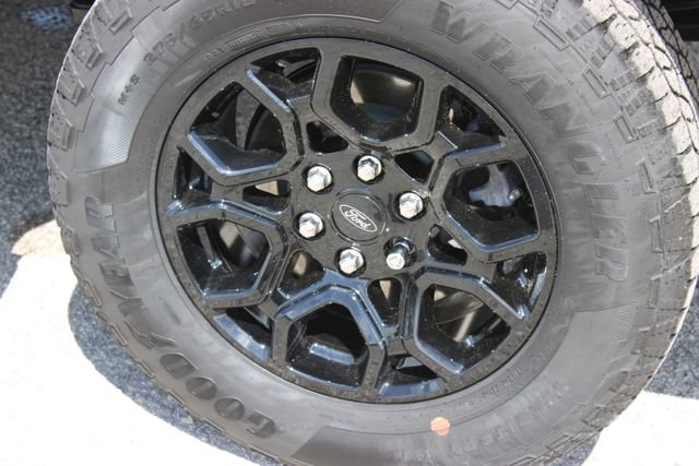 Used 2024 Ford F150 XLT w/ Equipment Group 302A MID AWD/4WD image 17