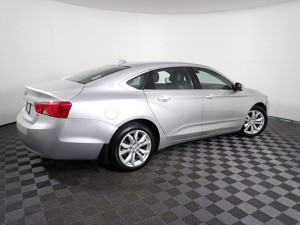 Used 2016 Chevrolet Impala LT FWD image 14