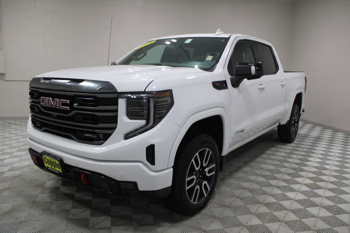 Used 2024 GMC Sierra 1500 AT4 w/ Technology Package image 7