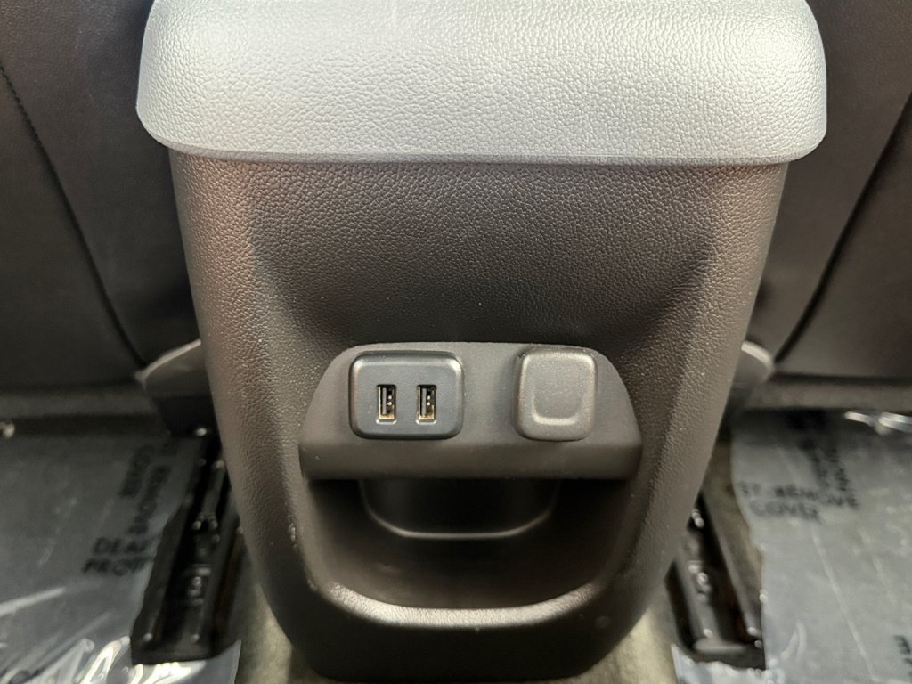 Used 2016 Chevrolet Colorado Z71 AWD/4WD image 40