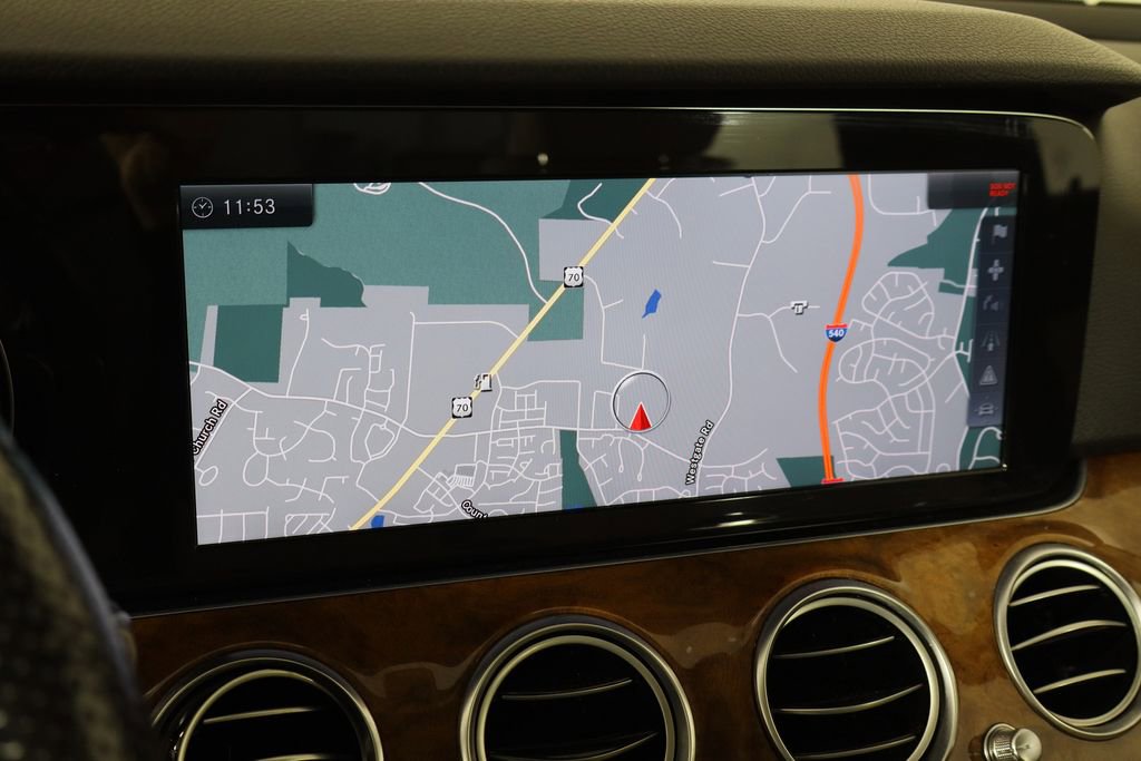 Used 2017 Mercedes-Benz E 300 4MATIC image 33