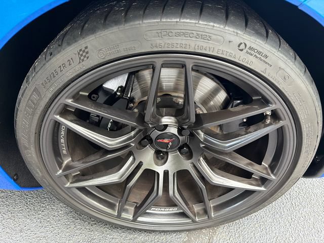 Used 2024 Chevrolet Corvette Z06 RWD image 18