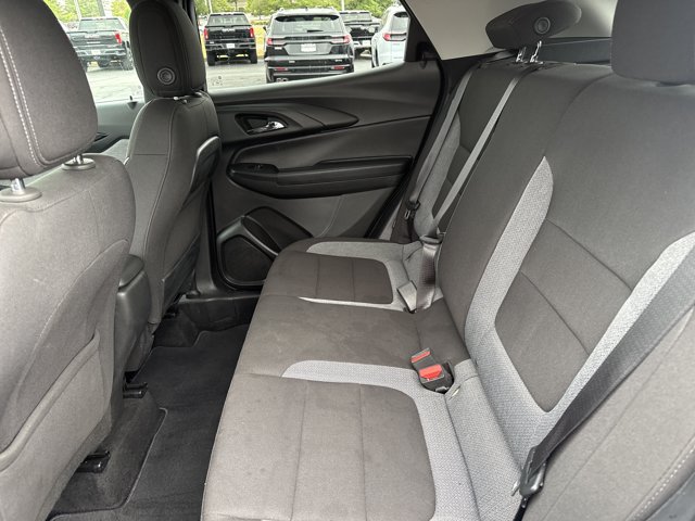 Used 2025 Chevrolet TrailBlazer LS w/ LS Convenience Package FWD image 6
