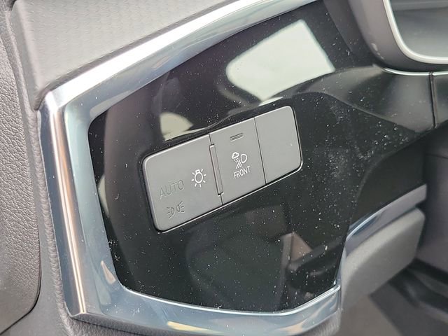 New 2025 Audi Q3 2.0T Premium image 8