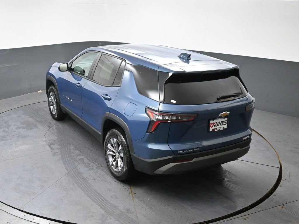 Used 2025 Chevrolet Equinox LT AWD/4WD image 47