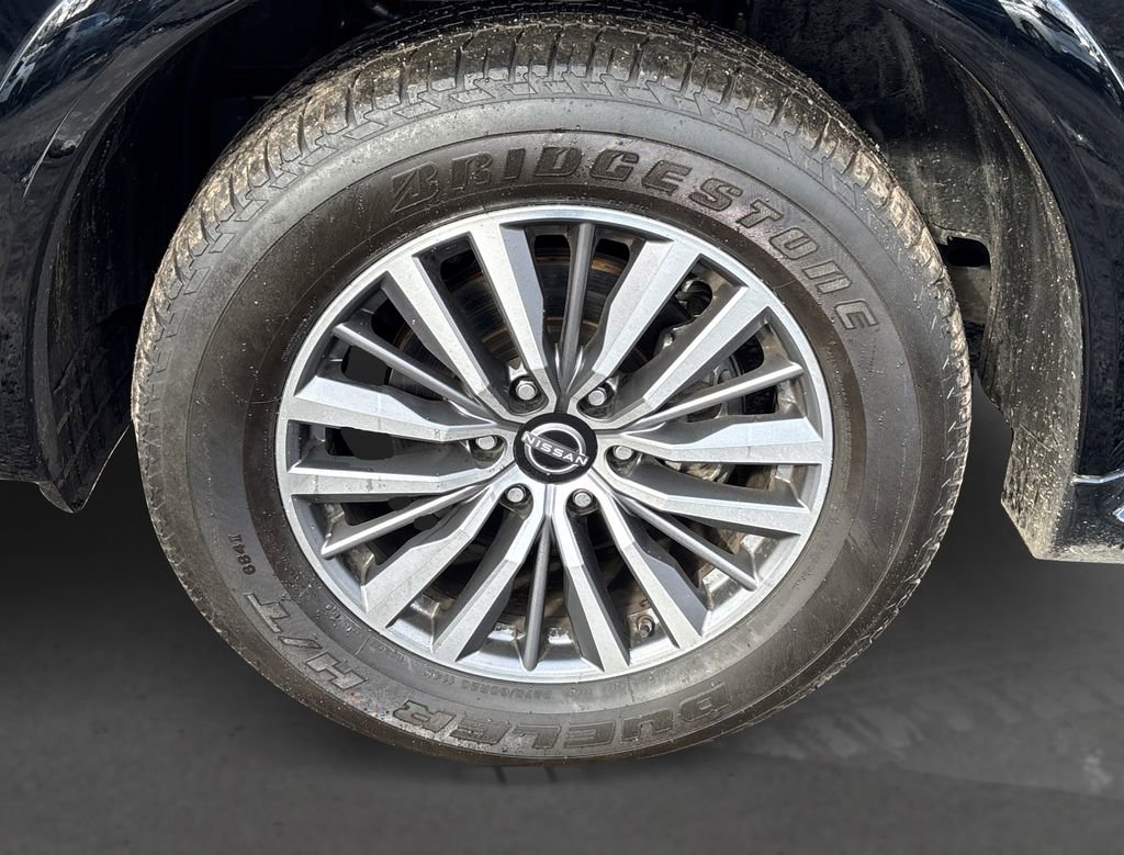 Used 2024 Nissan Armada SL image 11