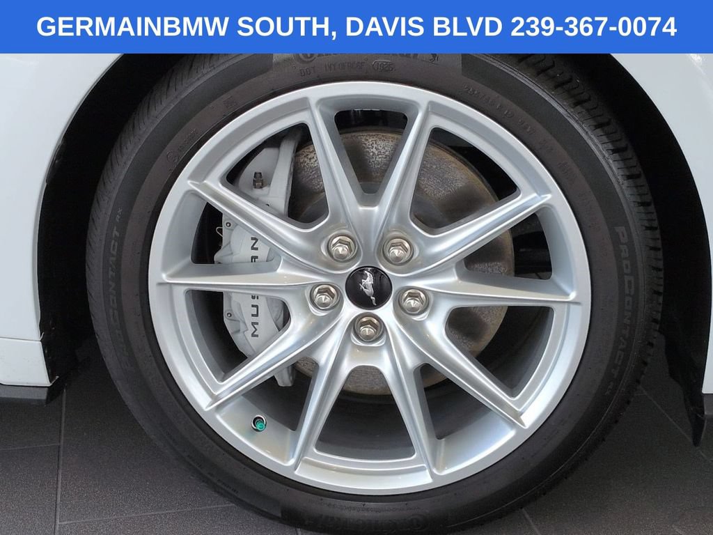 Used 2025 Ford Mustang GT Premium RWD image 12