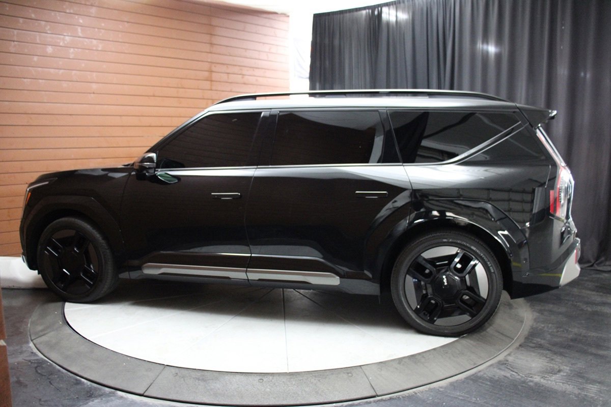 Used 2024 Kia EV9 GT-Line AWD/4WD image 7