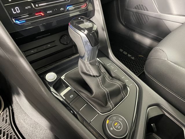 New 2026 Volkswagen Taos SEL AWD/4WD image 7