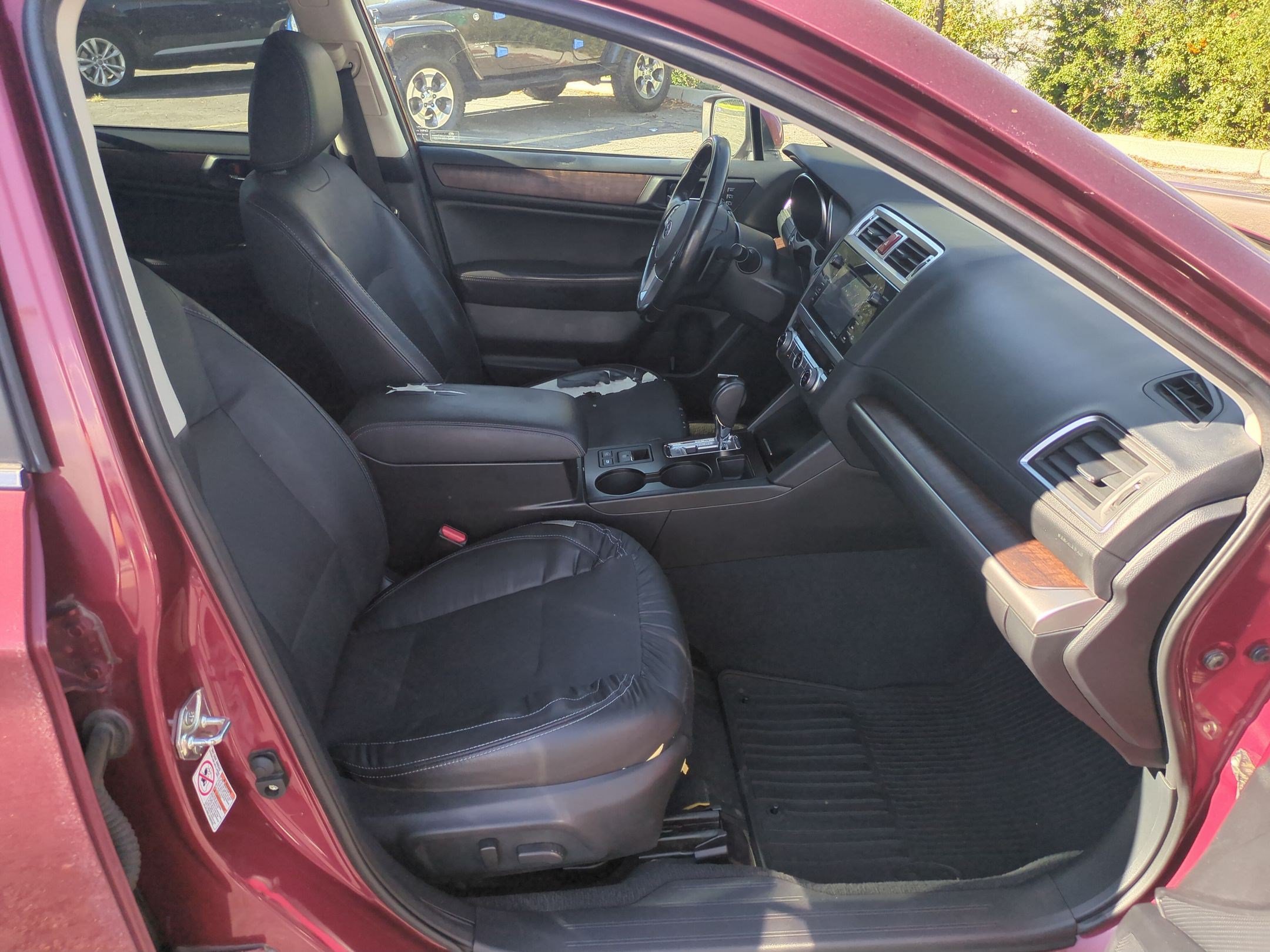 Used 2017 Subaru Outback 2.5i Limited AWD/4WD image 31