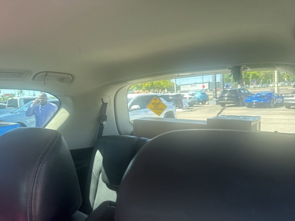 Used 2017 Nissan Armada SL image 16