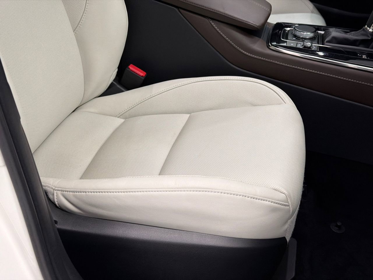 Certified 2025 MAZDA CX-30 2.5 Turbo w/ Premium Package image 12