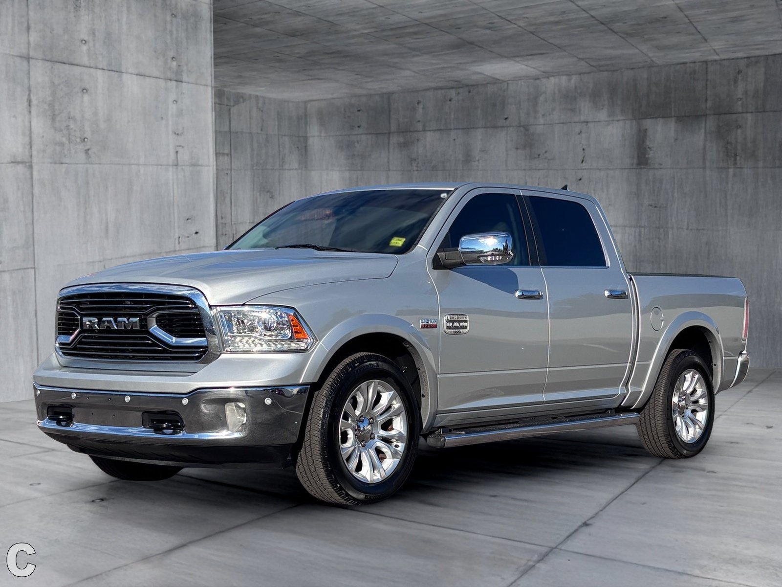Used 2018 RAM 1500 Laramie Longhorn w/ Longhorn Southfork Package AWD/4WD image 2
