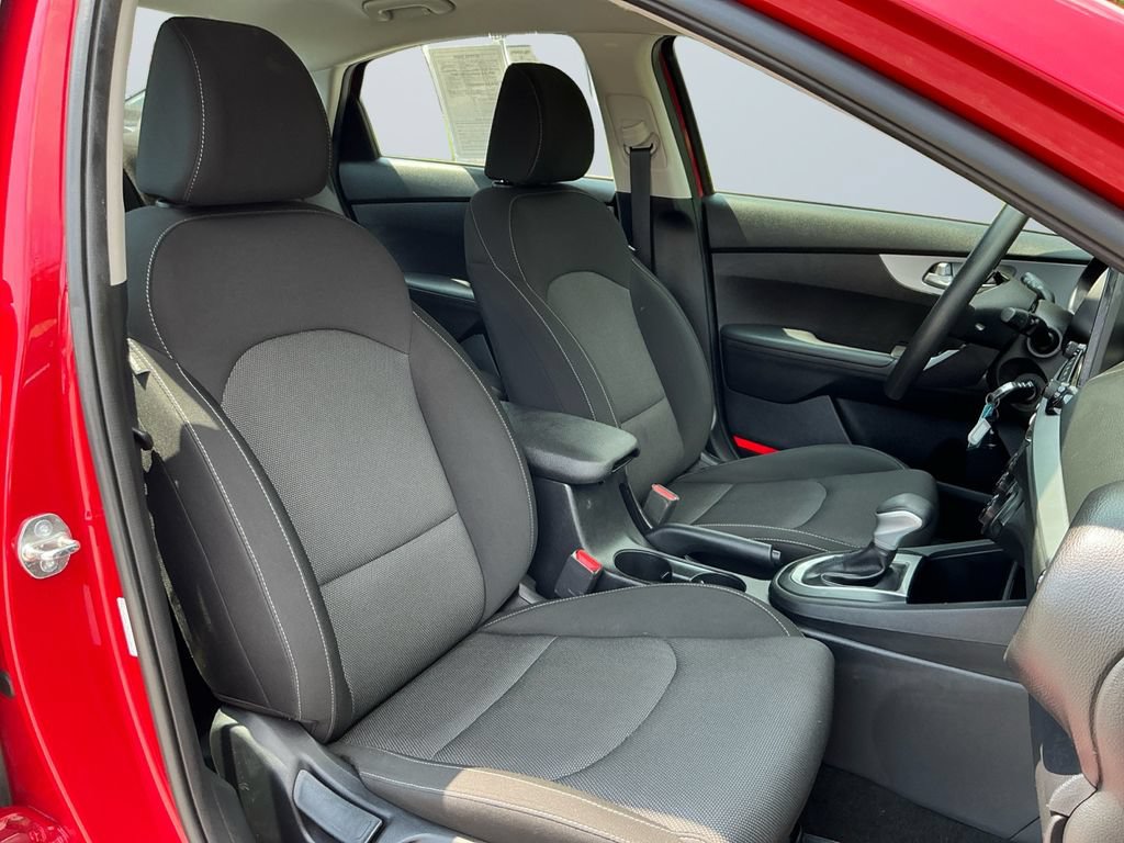 Used 2024 Kia Forte LXS FWD image 16