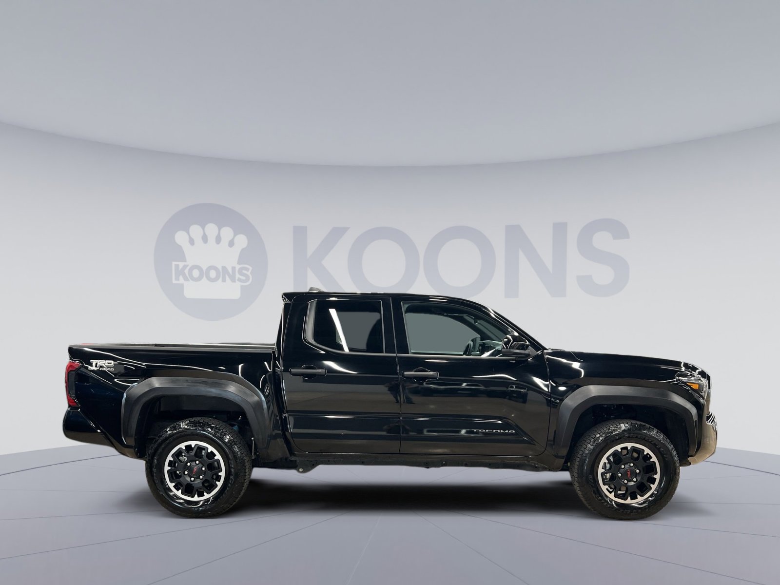 Used 2025 Toyota Tacoma TRD Off-Road image 5