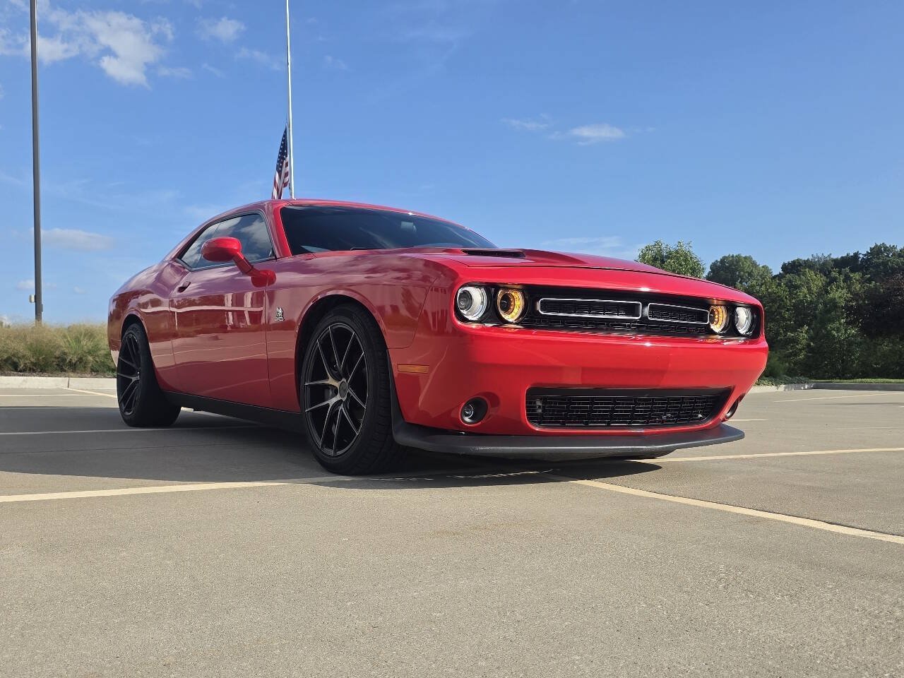 Used 2015 Dodge Challenger R/T Scat Pack RWD image 5