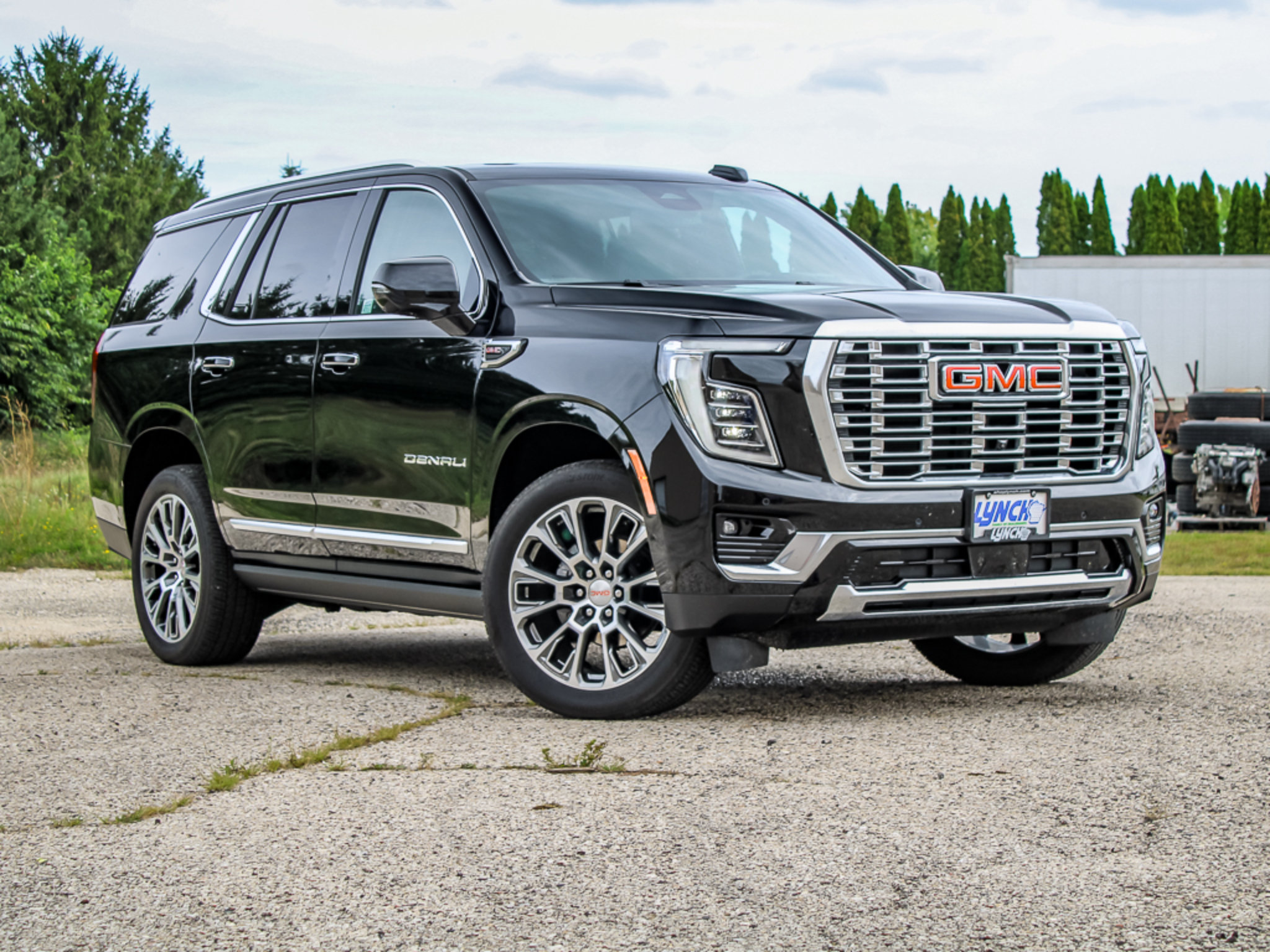 Used 2026 GMC Yukon Denali w/ Sun & Power Step Package AWD/4WD image 33