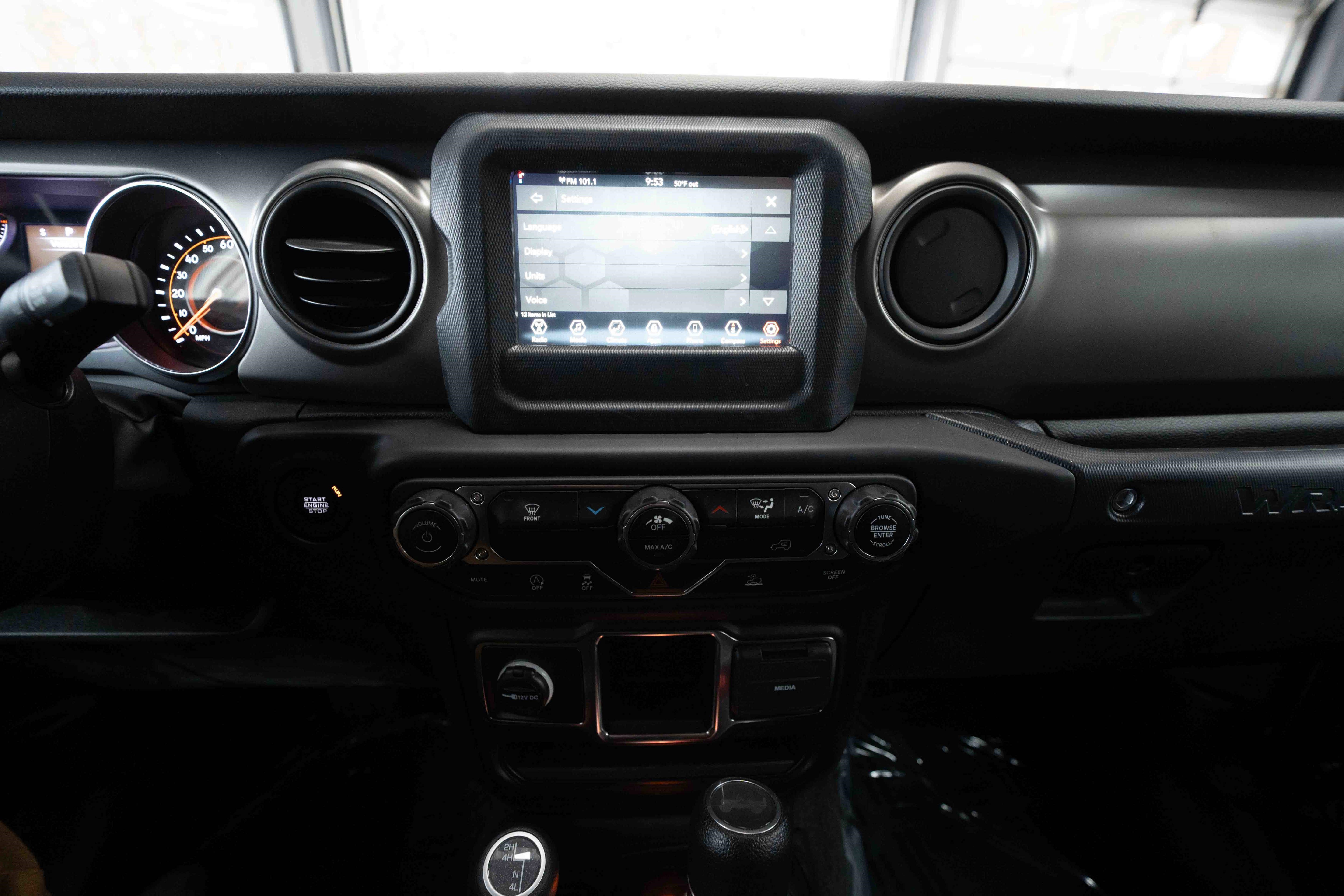 Used 2023 Jeep Wrangler Unlimited Sport image 17