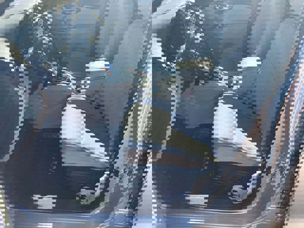 Used 2022 Nissan Rogue Sport SL w/ Premium Package image 7